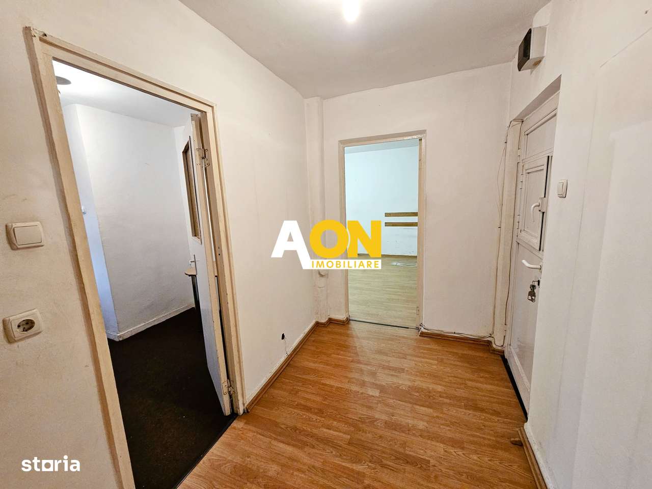 Apartament 2 camere, decomandat, 50 mp utili, Cetate - Imagine principală: 2/9