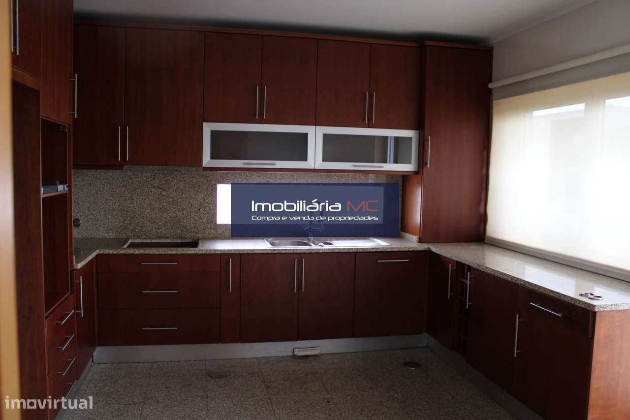 Moradia T3 em Perosinho-4