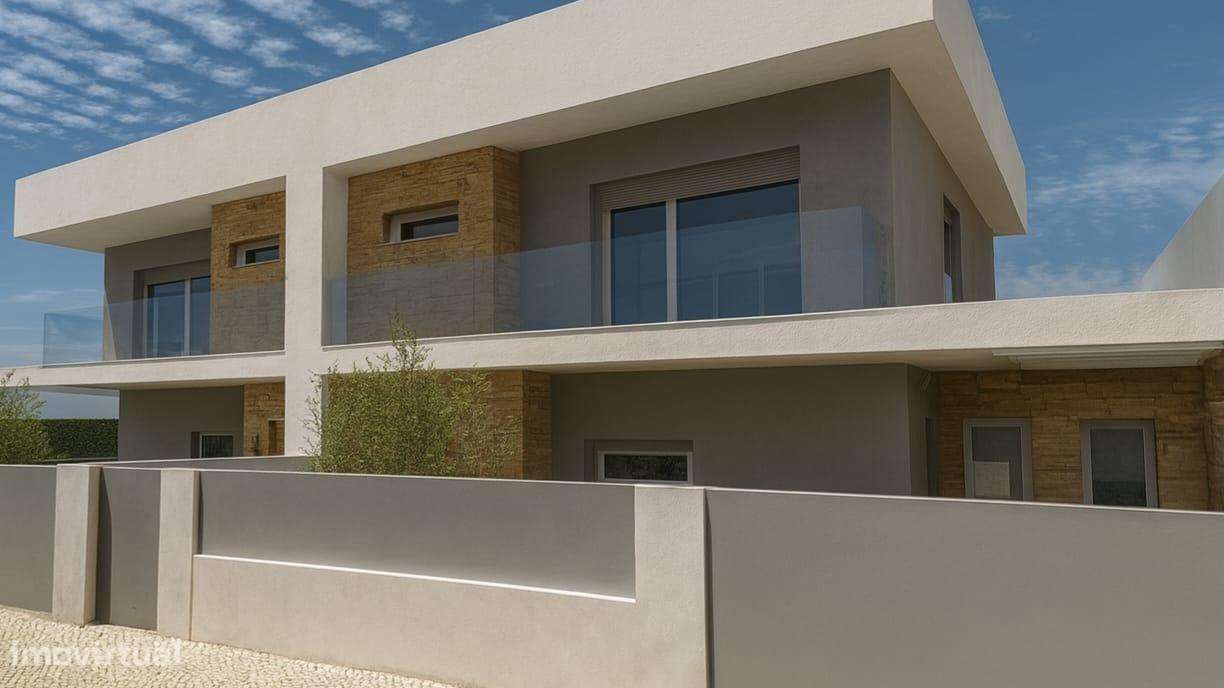 Moradia geminada T3 ou T4 em Fernão Ferro. - Grande imagem: 5/26