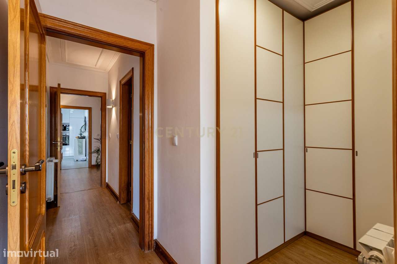 Apartamento T2 na Urbanização Real Forte-17