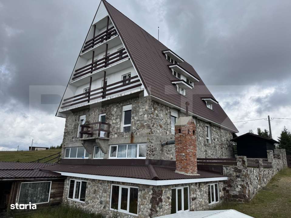 Proprietate turistica in Varful Roman – Horezu, vedere panoramica - Imagine principală: 2/19