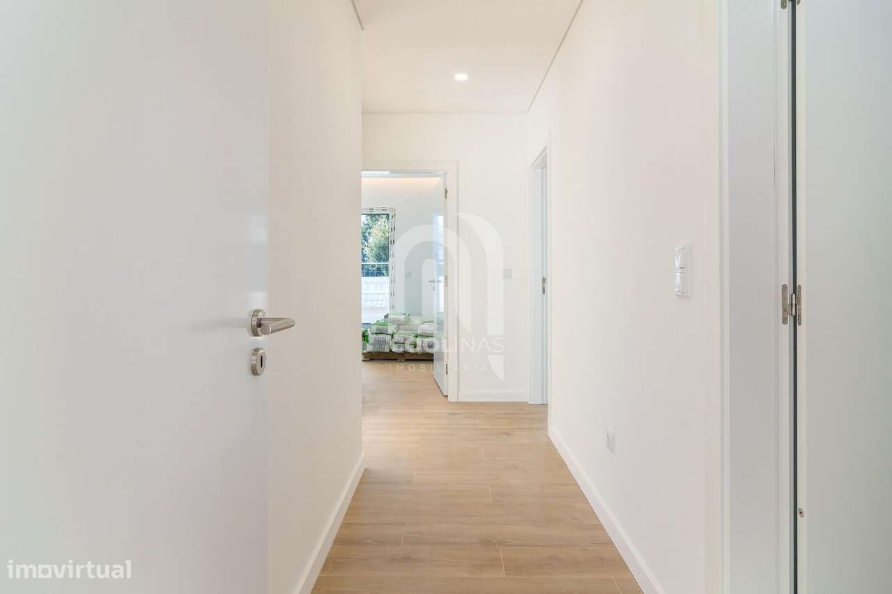 Fantástica Moradia Térrea T3+1 com Piscina de água salgada e aquecida-10