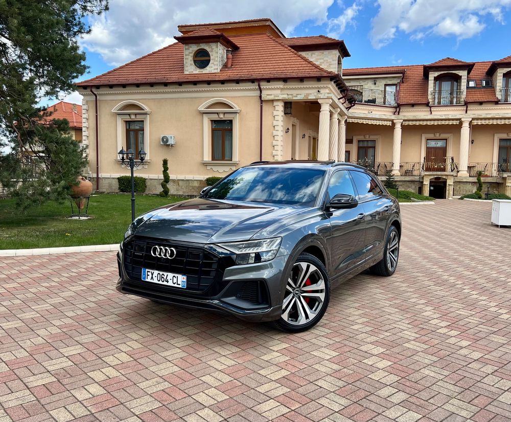 Audi Q8 60 TFSIe quattro tiptronic competition plus 2021