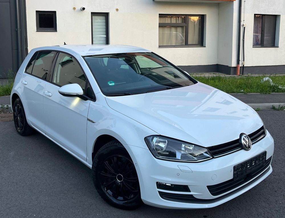 Volkswagen Golf VII [2012 - 2020] 1.2 TSI BlueMotion Technology Cup 2015