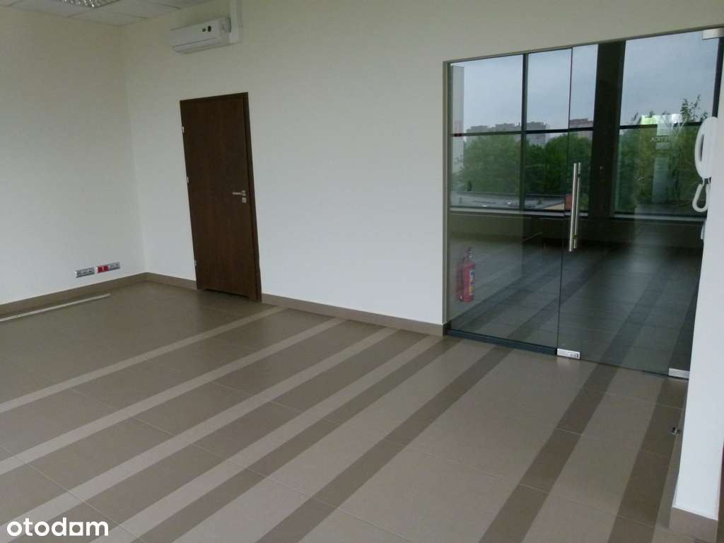 Lokal po znanym biurze nieruchmości - Pełny obrazek: 5/13