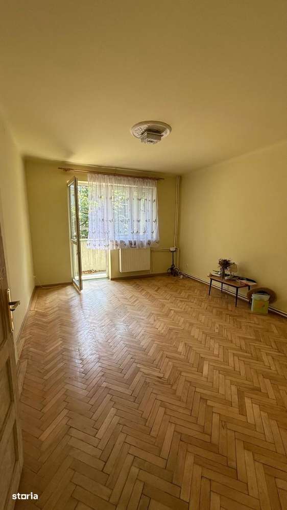 3 camere, ultracentral, Gen.Magheru  ,et.3 , 65 mp,  balcoane-4