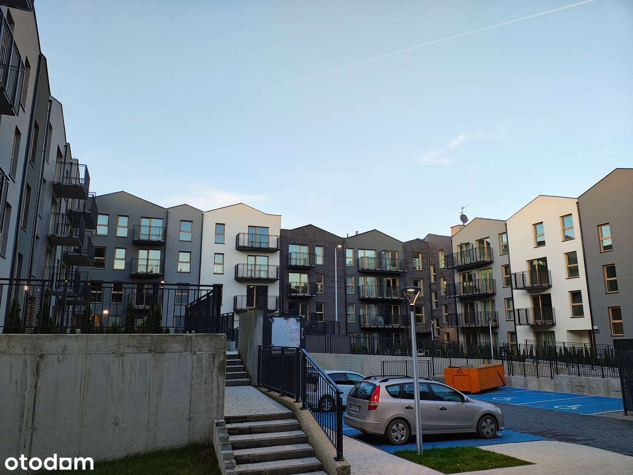 Odbiór już w listopadzie ! Ostatnie piętro !  2 pokoje, bez prowizji !-15