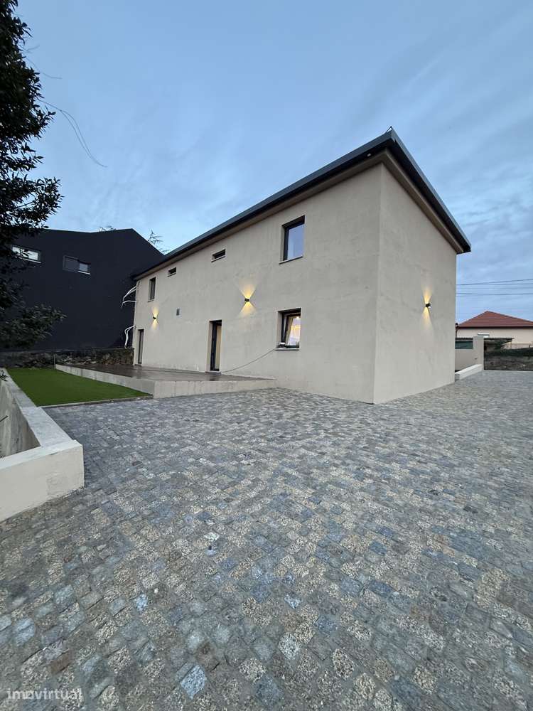 Moradia isolada, V3 com 1000m2 de terreno em Paços de Ferreira - Grande imagem: 4/20