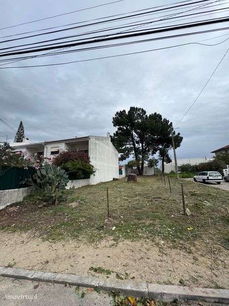 Terreno Urbano no centro de Azeitão - Grande imagem: 2/6