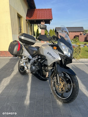 Suzuki V-STROM - 2