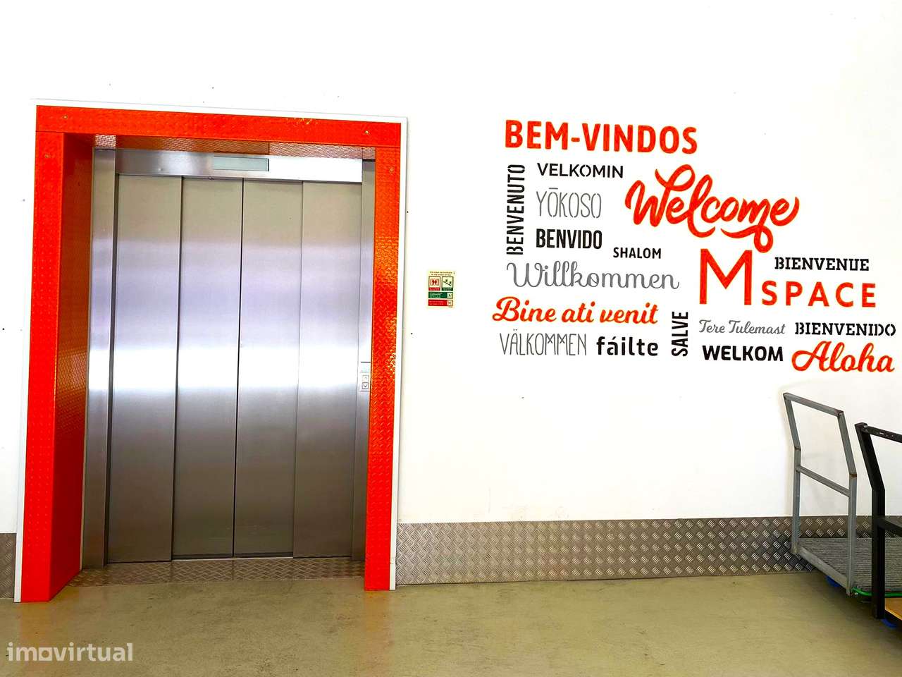 Armazém, 36 m², Póvoa de Santo Adrião e Olival Basto - Grande imagem: 4/7