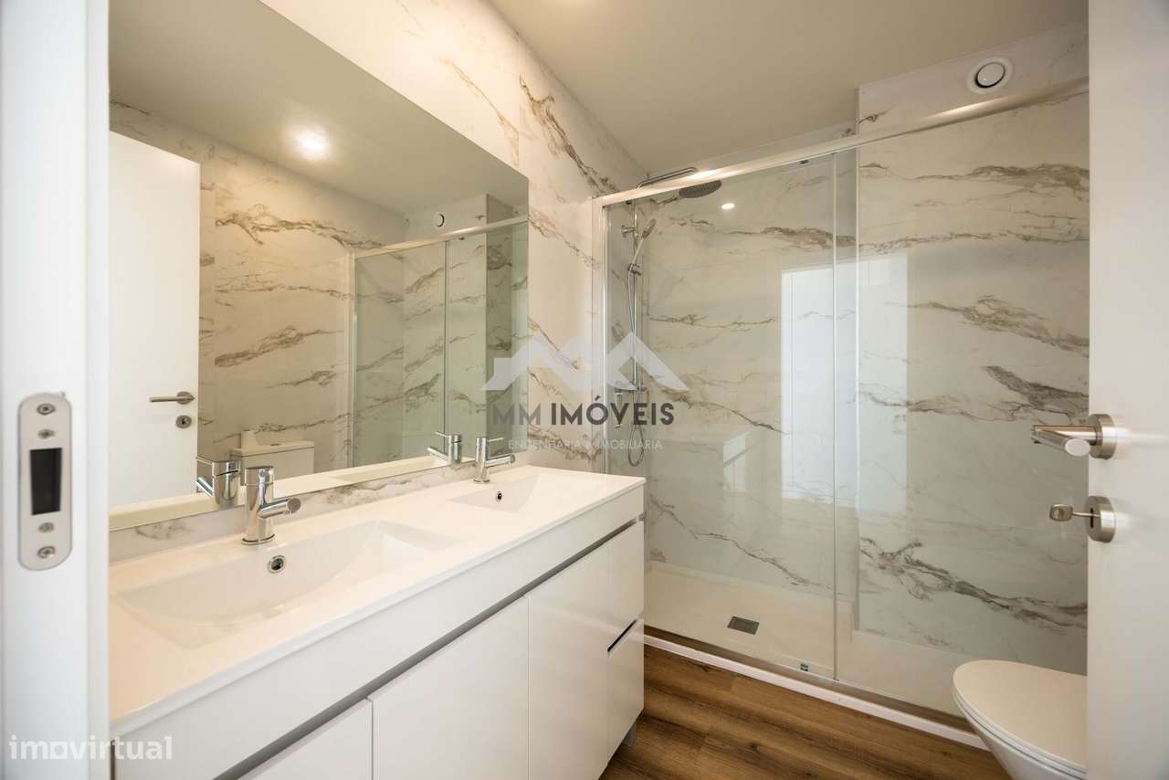 Moradia T4+1 | NOVA | Matosinhos | Terraços | Garagem Box - Grande imagem: 5/51