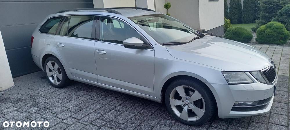 Skoda Octavia 2.0 TDI Ambition DSG - 8