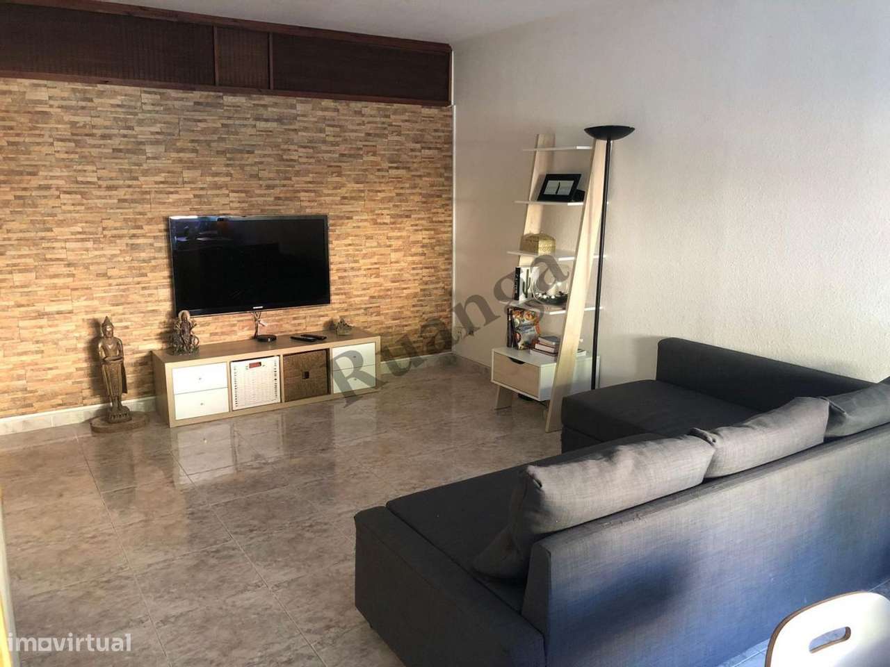 Apartamento T2 R/C para Venda em Vila Nova de Santo André-11