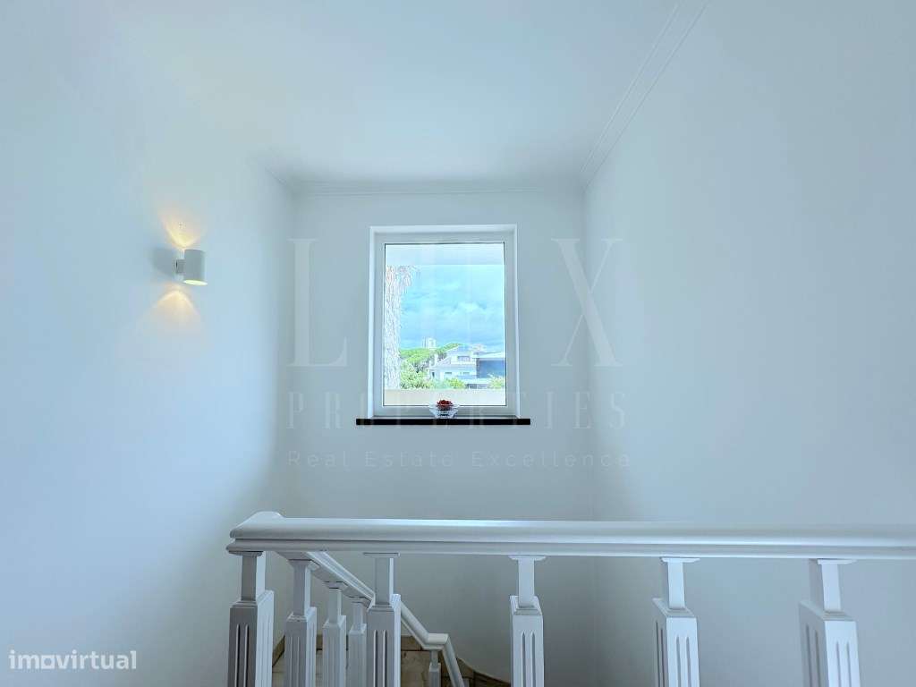 MORADIA DE CHARME EM LOCALIZAÇÃO NOBRE DE CASCAIS-37