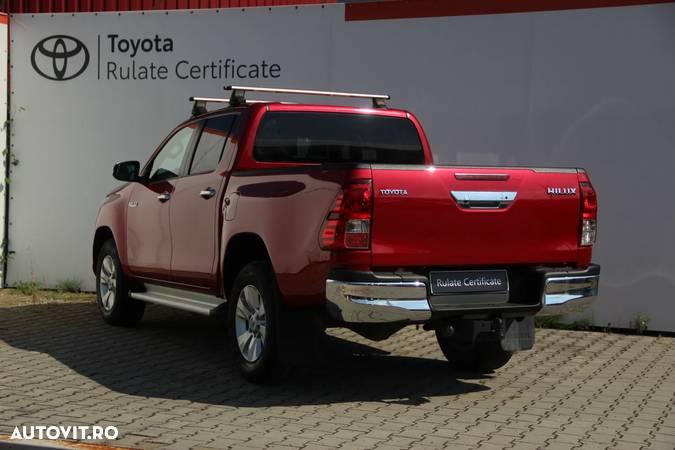 Toyota Hilux 4x4 Double Cab M/T Style - 6