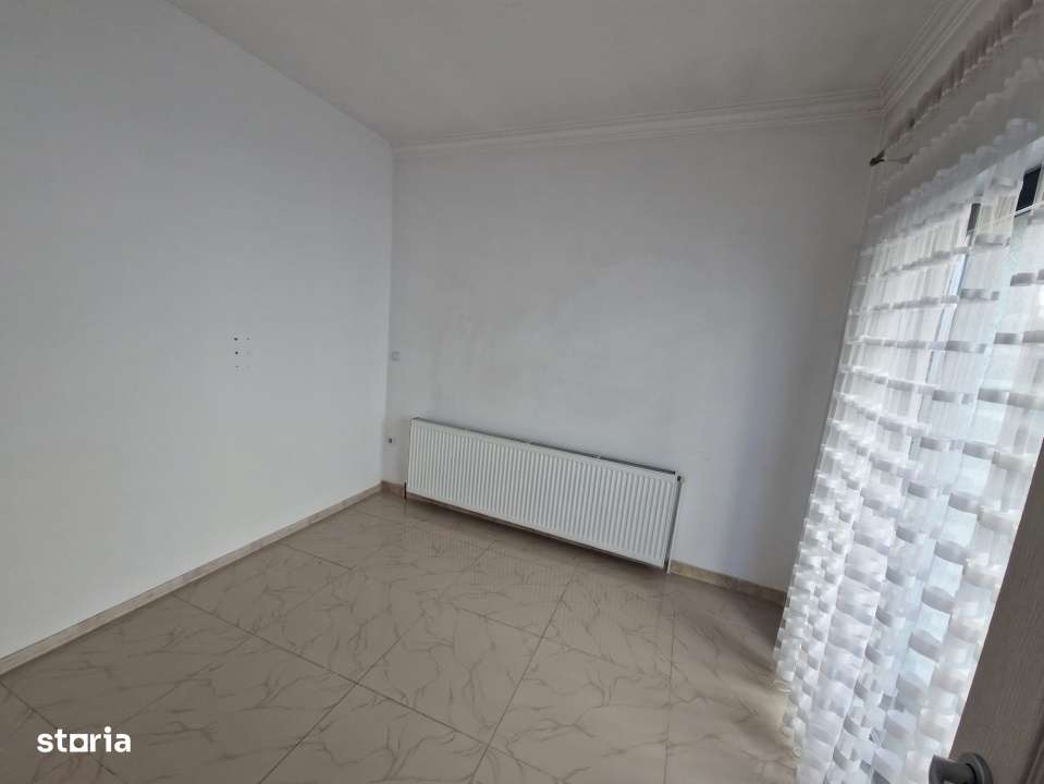 Casa individuala de 7 camere, decomandata, 228 mp., zona Sud. - Imagine principală: 5/13