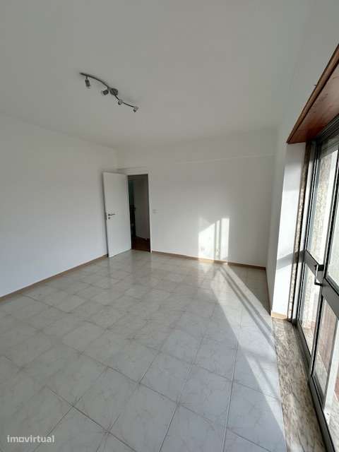 T1  Leiria c/ garagem - Grande imagem: 4/7