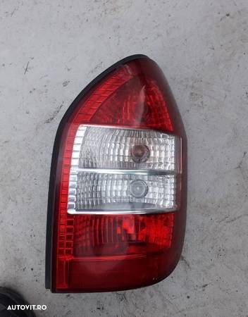 Stop dreapta Opel Zafira A an 2004 - 1