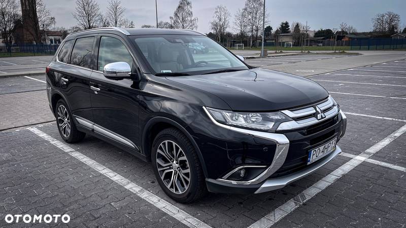 Mitsubishi Outlander 2.0 Instyle SDA 4WD CVT - 2