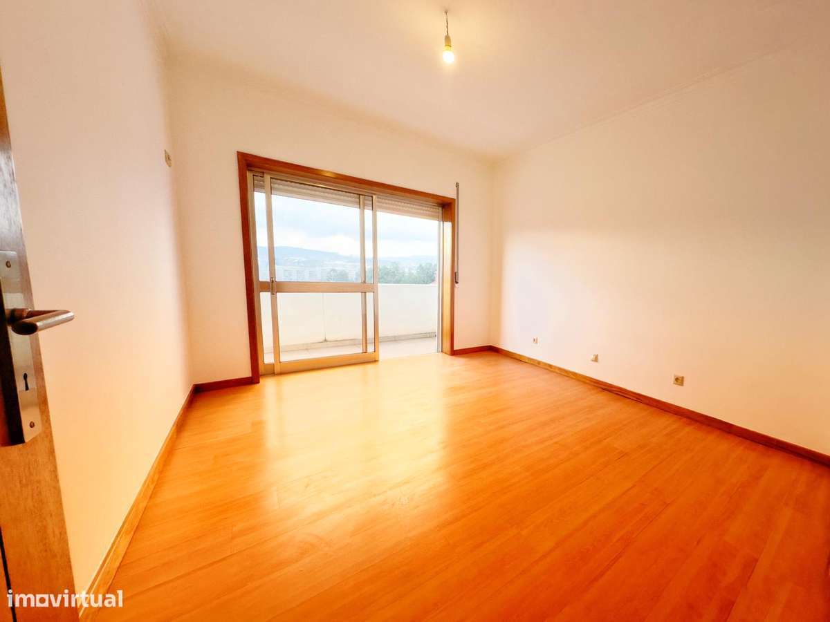 Apartamento T2 em excelente estado – Caldas das Taipas-10