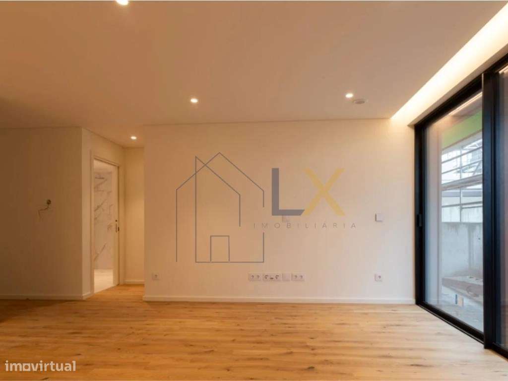 Apartamento T1 com terraço de 41m2 no Centro de Aveiro!!! - Grande imagem: 2/20