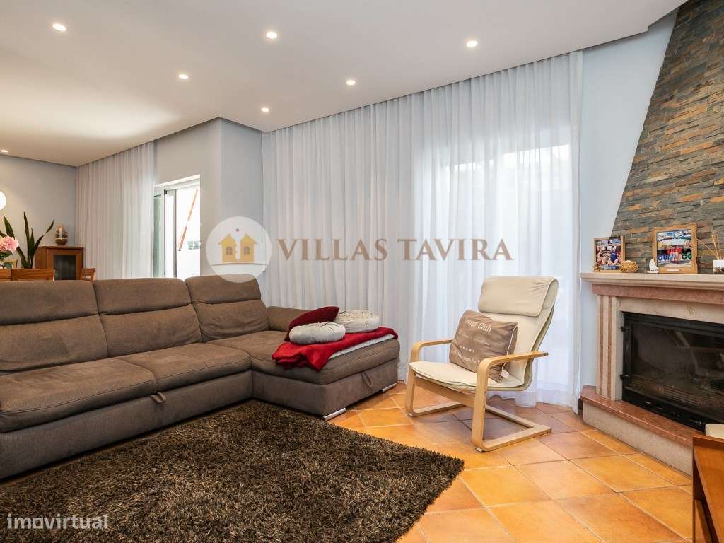 Moradia T4 - Com Vista Mar e Cidade - Topo- Urbanização Miramar-18