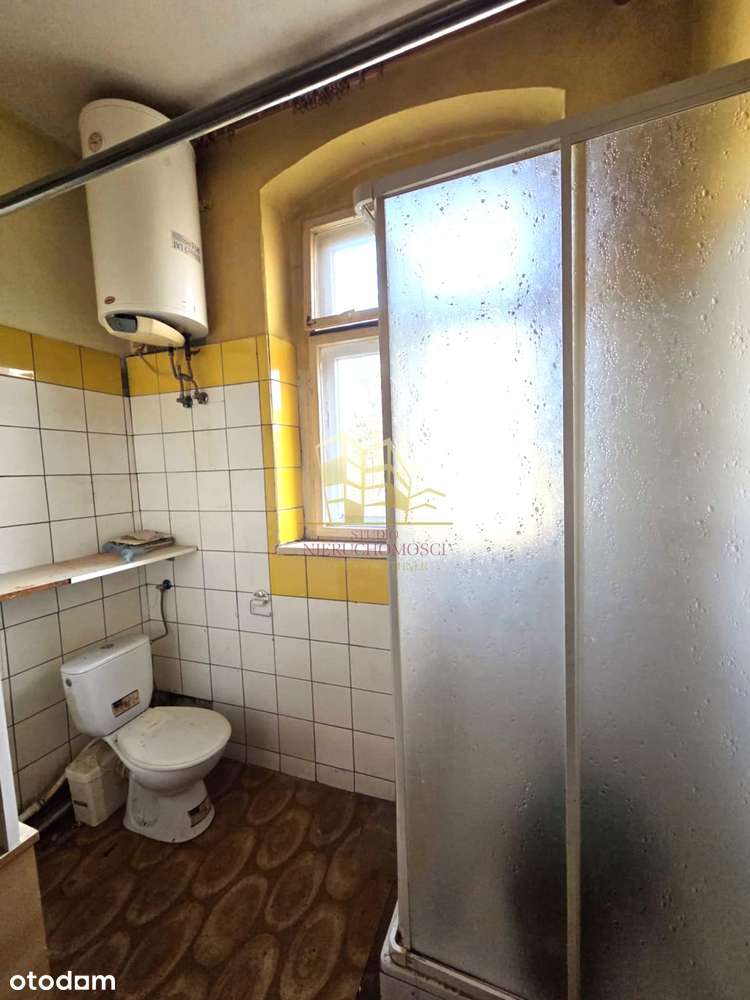 Kawalerka w centrum Piławy Górnej. Polecam!-8