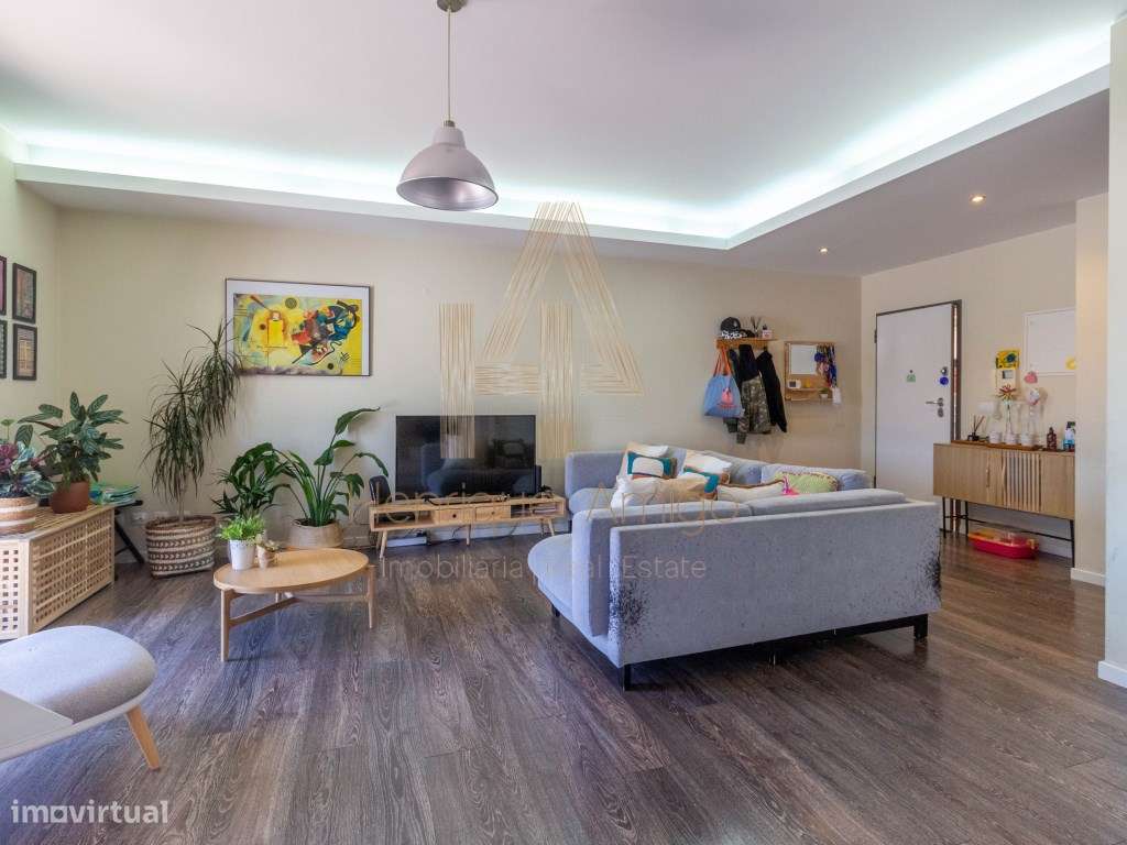 EXCLUSIVO | Moradia em Banda em Condomínio com Vista para a Serra e... - Grande imagem: 2/32