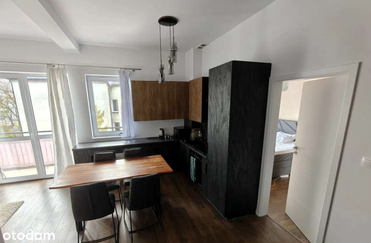 Stylowe, w pełni wyposażone mieszkanie 2-pokojowe z balkonem-Harcerska