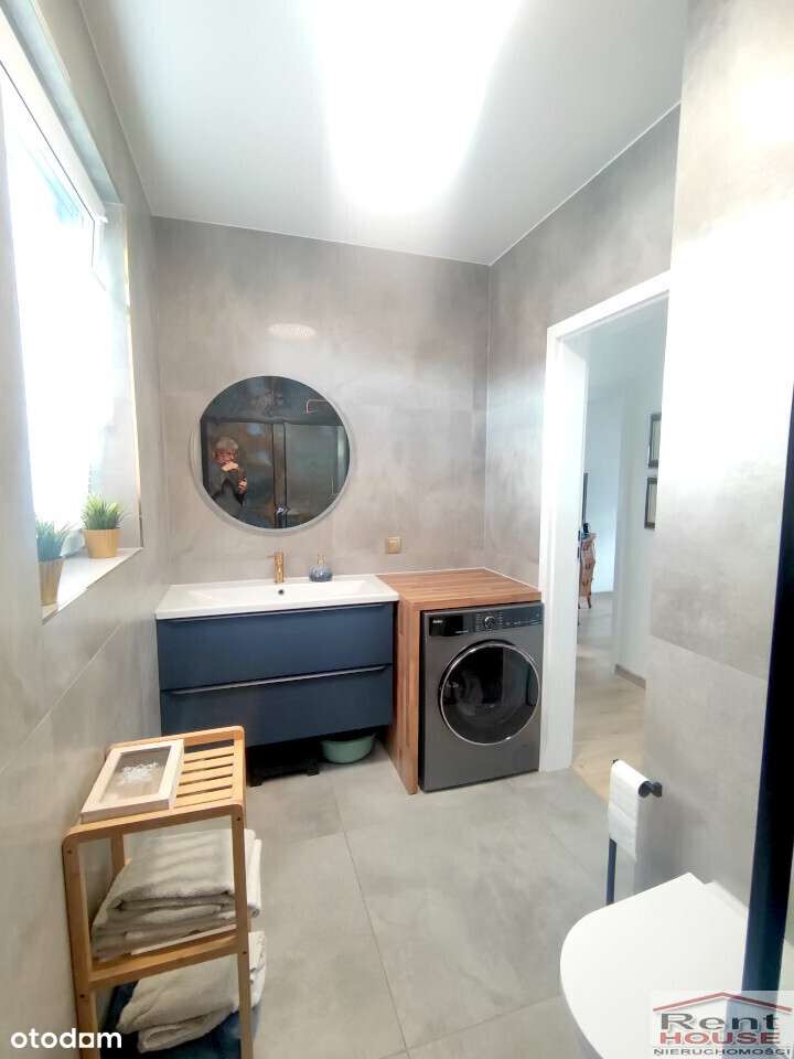 Całkowicie wykończony nowy bliźniak z garażem-17