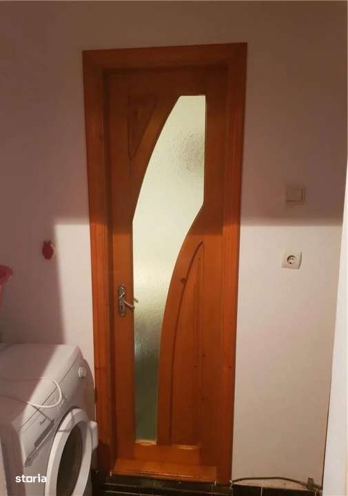 APARTAMENT 4 CAMERE - PARTER , CENTRALA GAZ-1