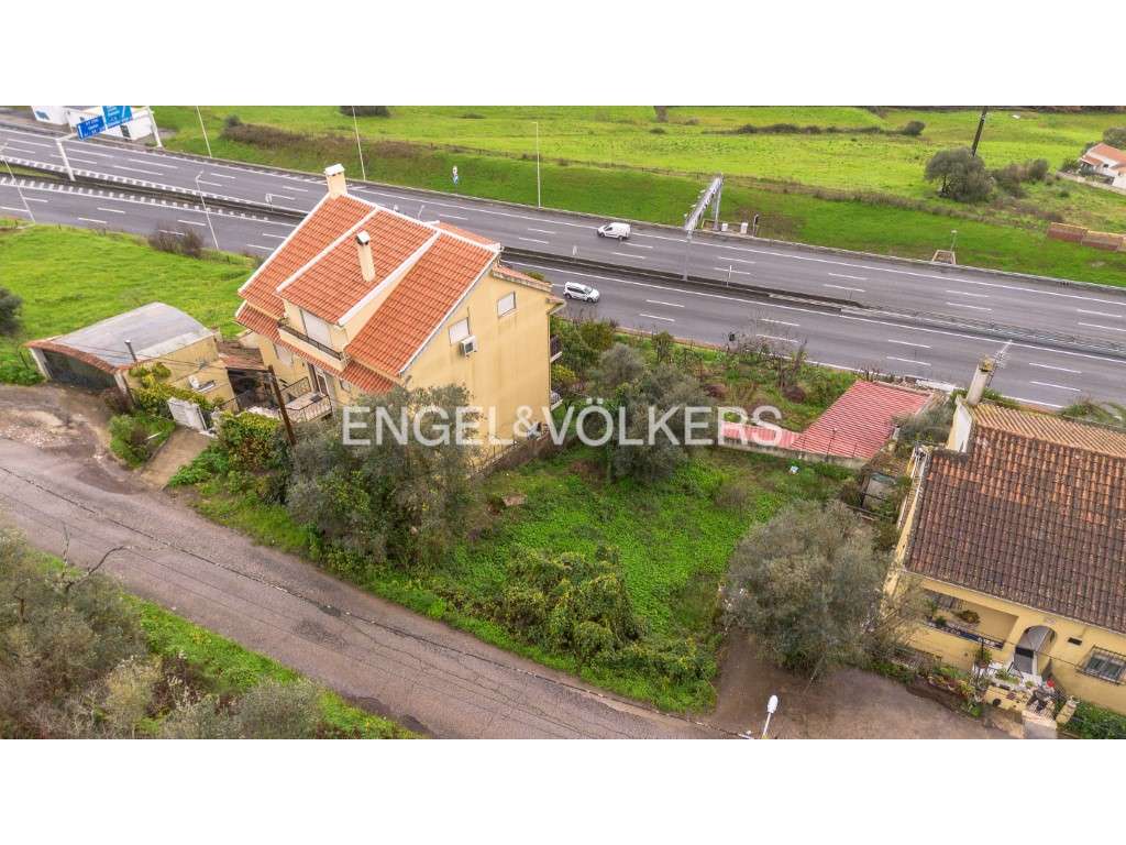 Terreno Urbano com 507 m² em Caneças - Grande imagem: 2/17