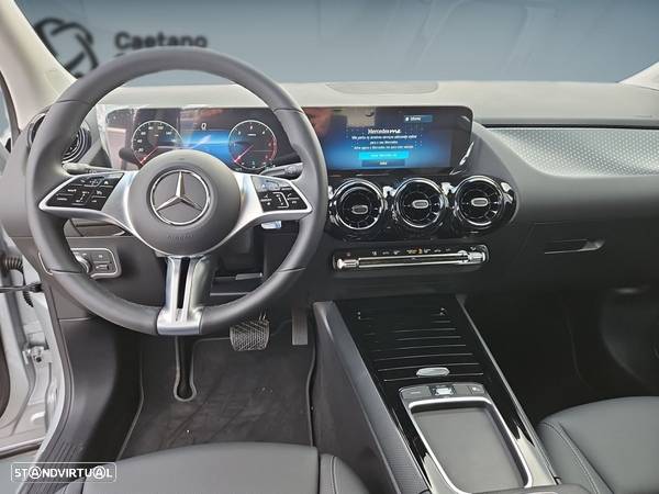 Mercedes-Benz GLA 180 d Style - 12