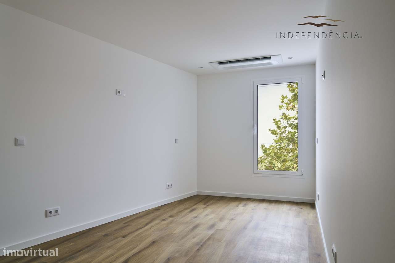 Apartamento T2 || Novo || Praia da Nazaré-14