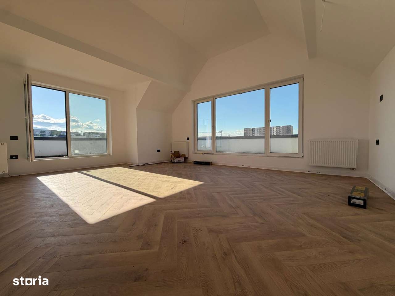 Comision 0%- PENTHOUSE 4 camere 101 mp utili si terasa de 107 mp-1