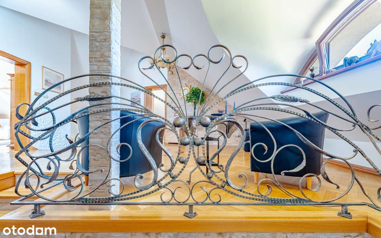 DOM Z pod Gdańskiem. PONADCZASOWA ELEGANCJA, PRZESTRZEŃ I SPOKÓJ-9