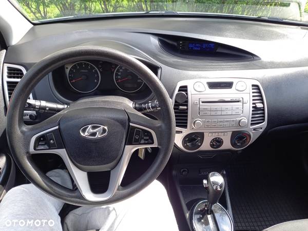 Hyundai i20 1.4 Comfort - 18
