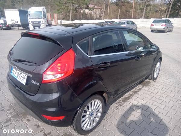 Ford Fiesta 1.25 Titanium - 12