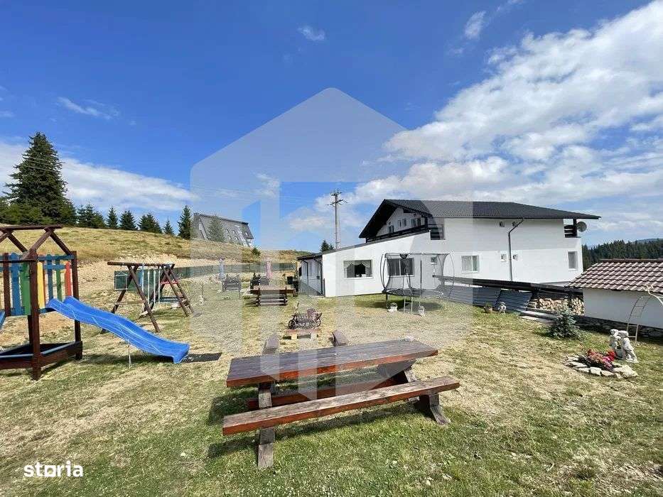 Pensiune de vanzare | Paltinis | 330mpu | 8 Camere | Functionala 100% - Imagine principală: 2/8