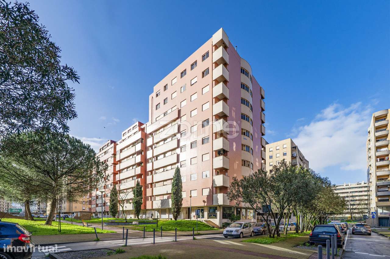 Apartamento T2 Parcialmente Renovado, em S. Vitor - Braga - Grande imagem: 2/42