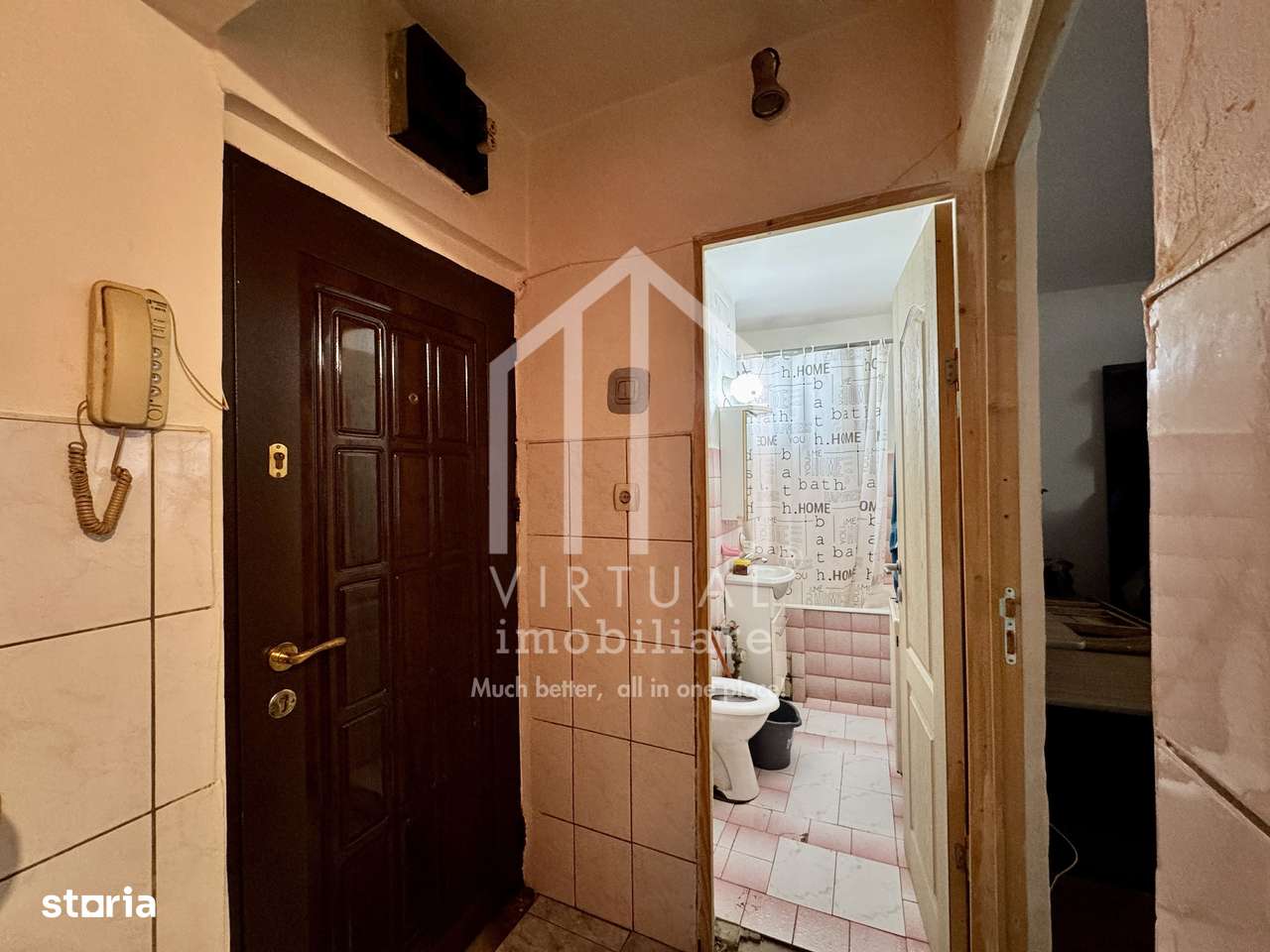 Garsoniera la etajul 1/4, 24mp utili, pivnita, Strand - Imagine principală: 4/13