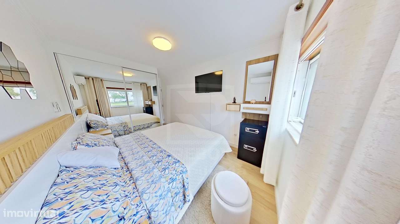 Apartamento T4, lavandaria e excelente aproveitamento do espaço-14