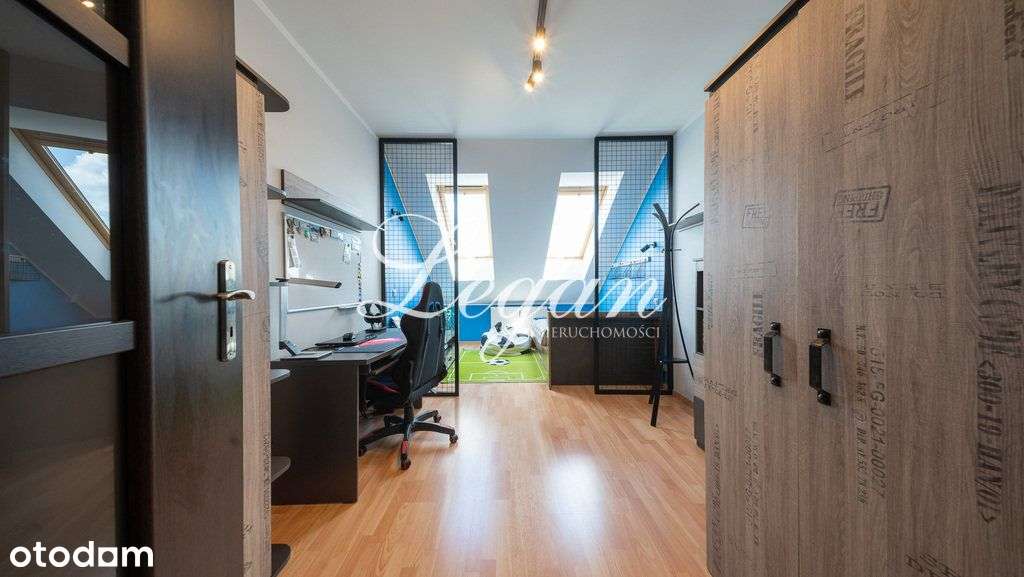 Dwupoziomowe, 4 pokoje w doskonałej lokalizacji.-12