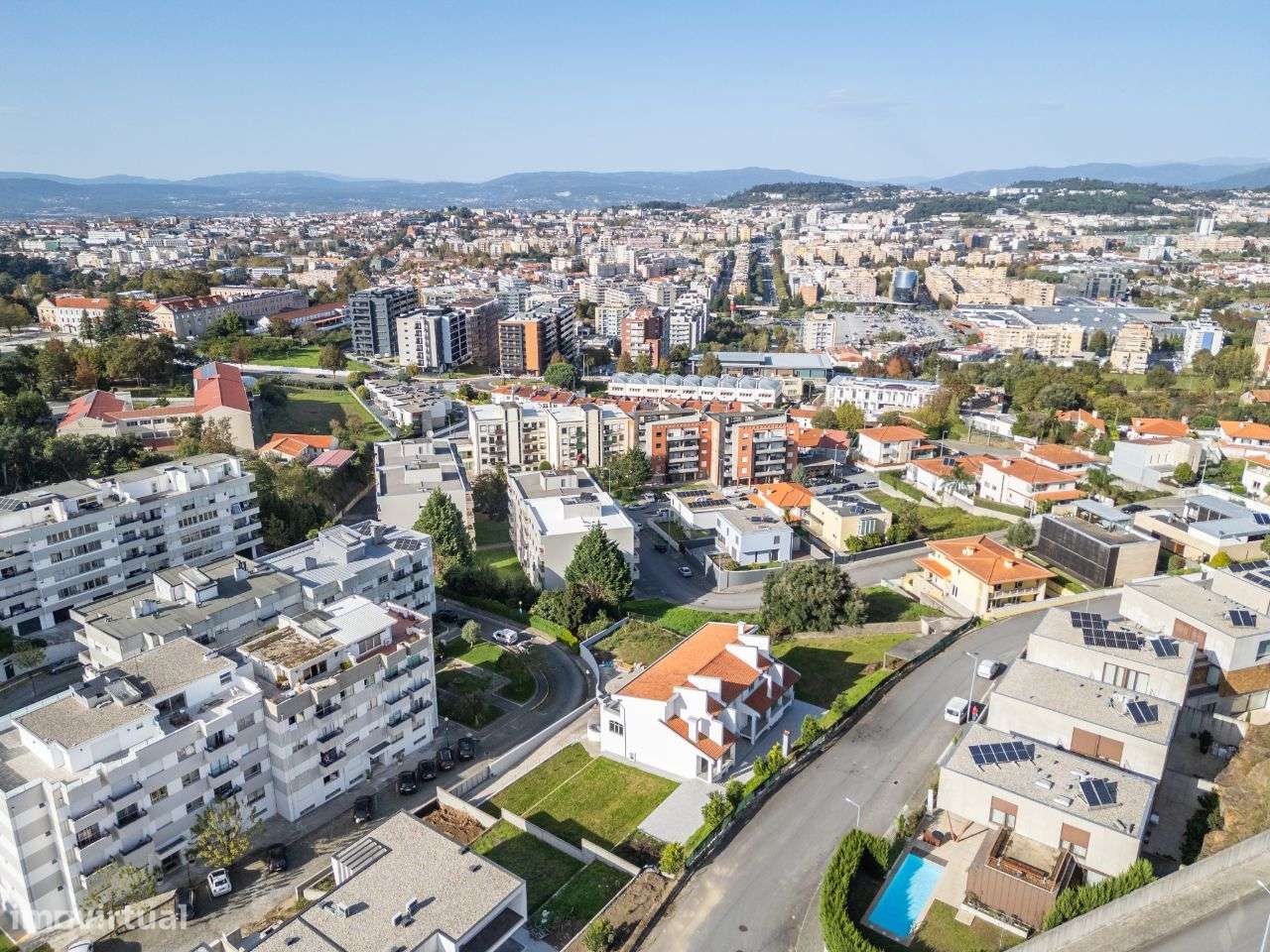 Moradia T5 Remodelada - Condomínio da Fonte Seca-9