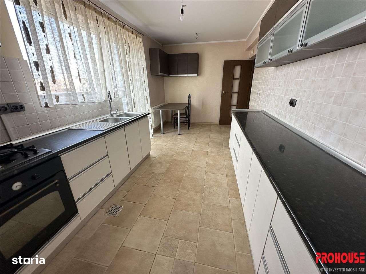 PENTHOUSE - Zona Arena Mall - 294mp-11