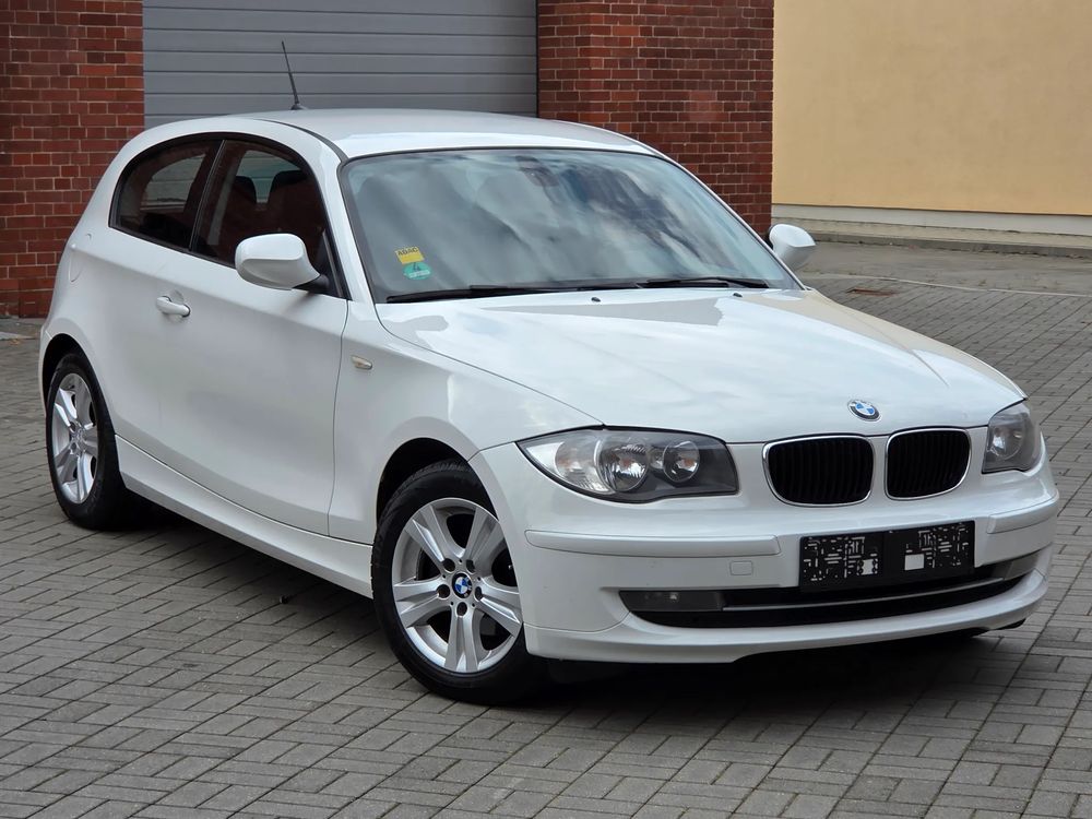 BMW 1 Series E81/E87 (2004-2013) 116d DPF Edition Sport 2011
