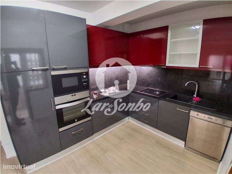 Apartamento T2, localizado, em Baguim do Monte, próximo ao metro da... - Grande imagem: 2/23