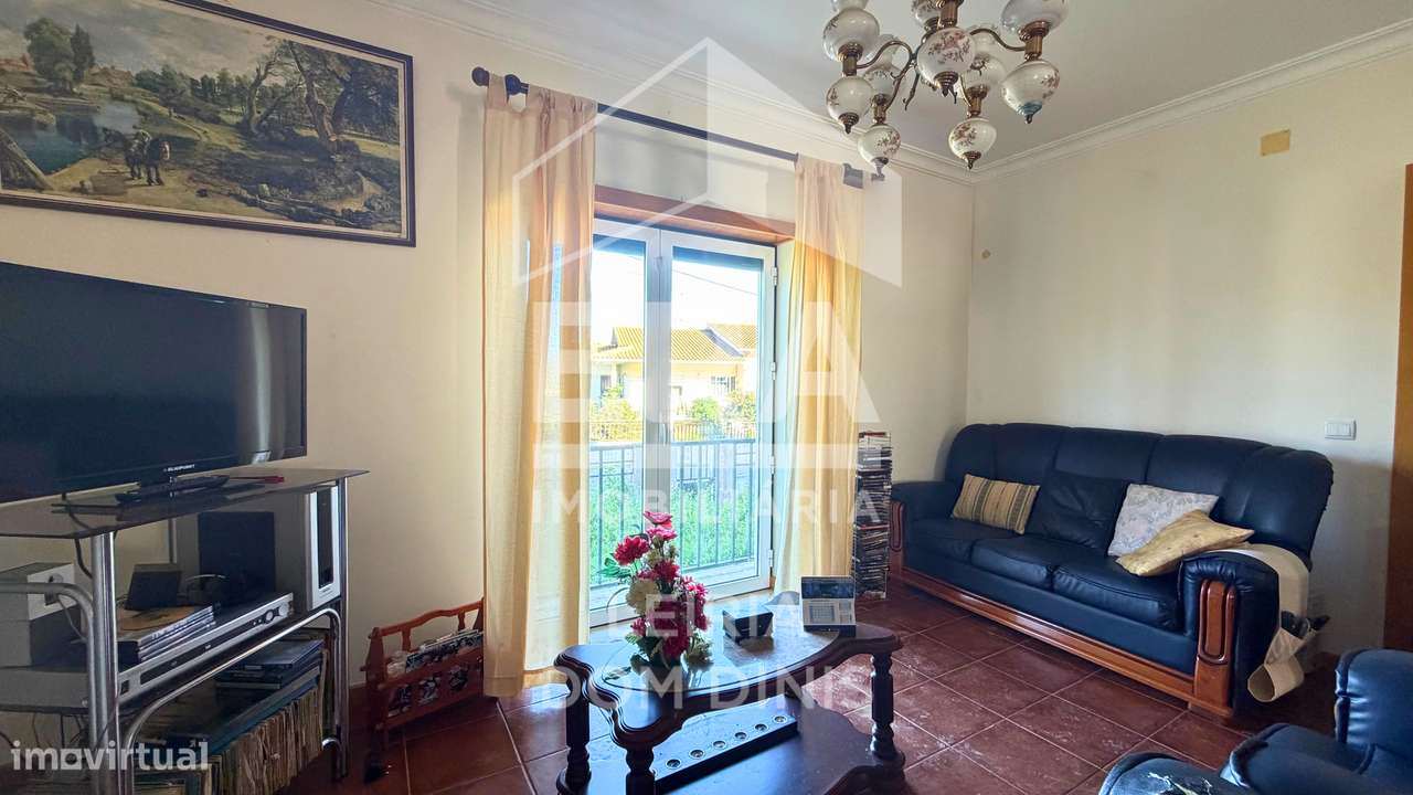 Moradia T4 localizada na zona de Lourais, Leiria-7