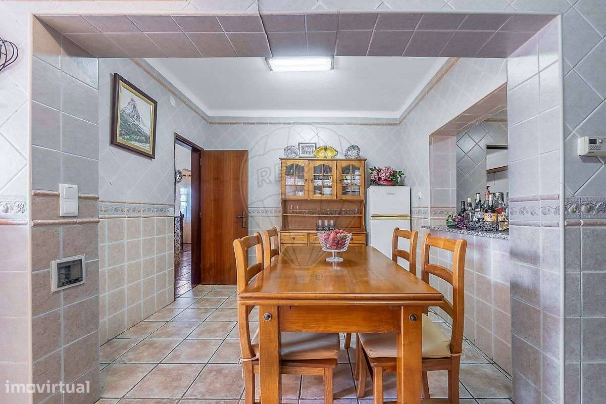 Moradia T5 para venda-17